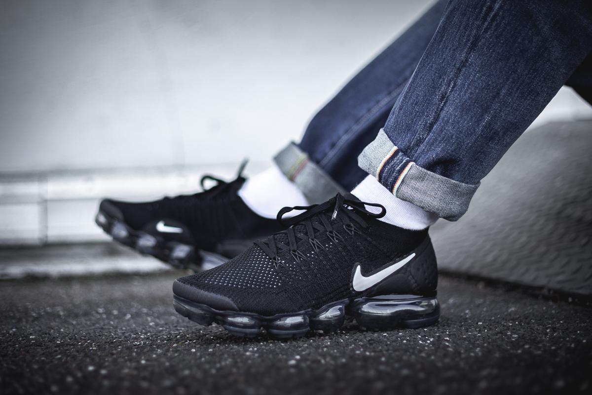 Nike Air Vapormax Flyknit 2 